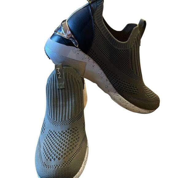 Mark Nason Shoes - Mark Nason Women’s 7.5 Olive Green Slip-On Sneakers